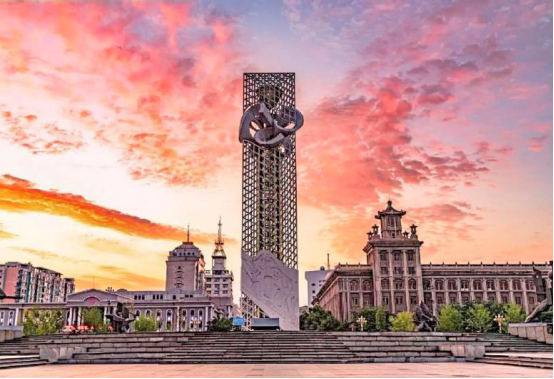 鞍山铁东90台老旧电梯焕新记：快意电梯用科技托起上下楼的幸福